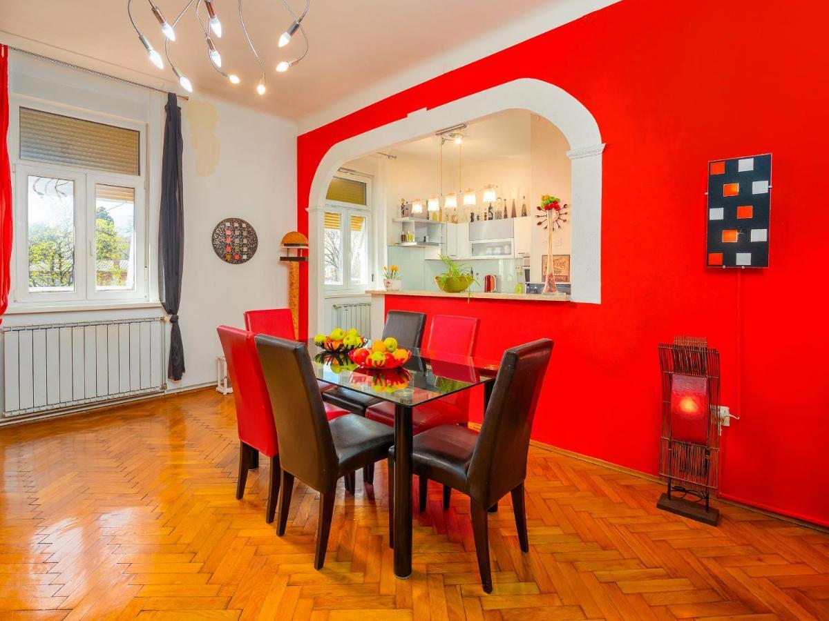 Grand Apartment In Strict Center Of Rijeka Exteriör bild